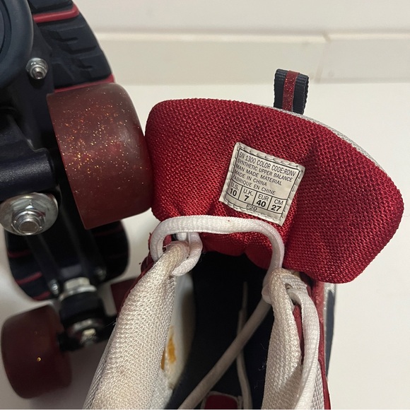 Britney Spears Roller Skates by Skechers 4 wheelers - Picture 7 of 8